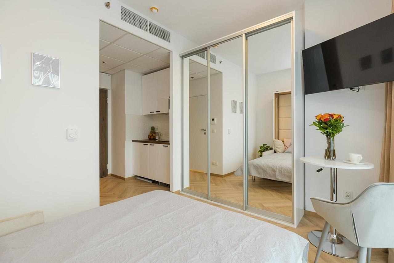 ורשה Kasprzaka 29 - Bezplatny Parking - Free Parking - Piekny Widok Na Centrum Miasta - Duzy Balkon - Smart Tv 55 Cali - Wifi - Better Rental מראה חיצוני תמונה